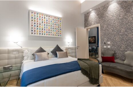Kairos by Florence Art Apartments – Blue reale – Deluxe two bedroom apartment –  Firenze-Toscana￼